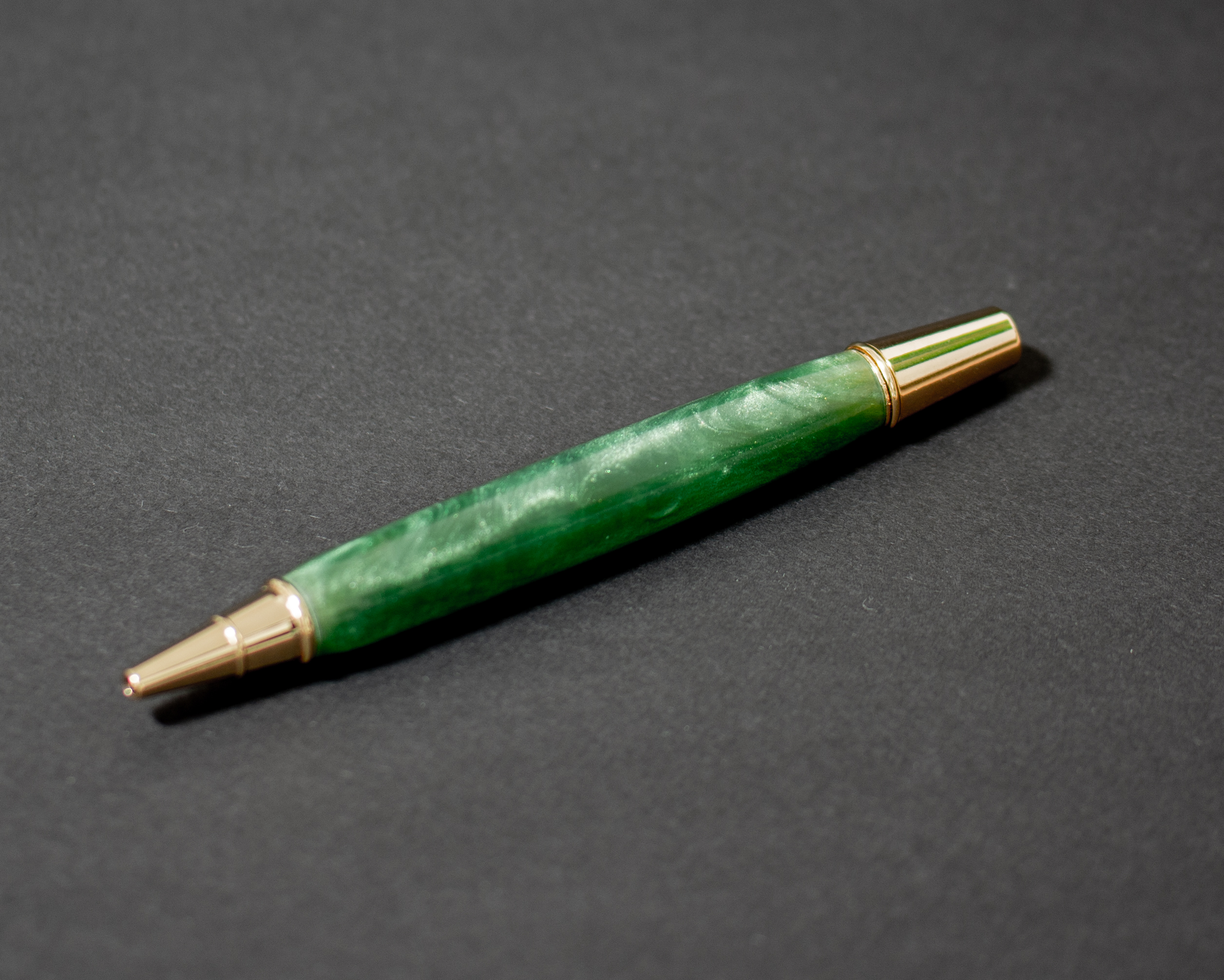 Emerald Flow – Epoxy Pen