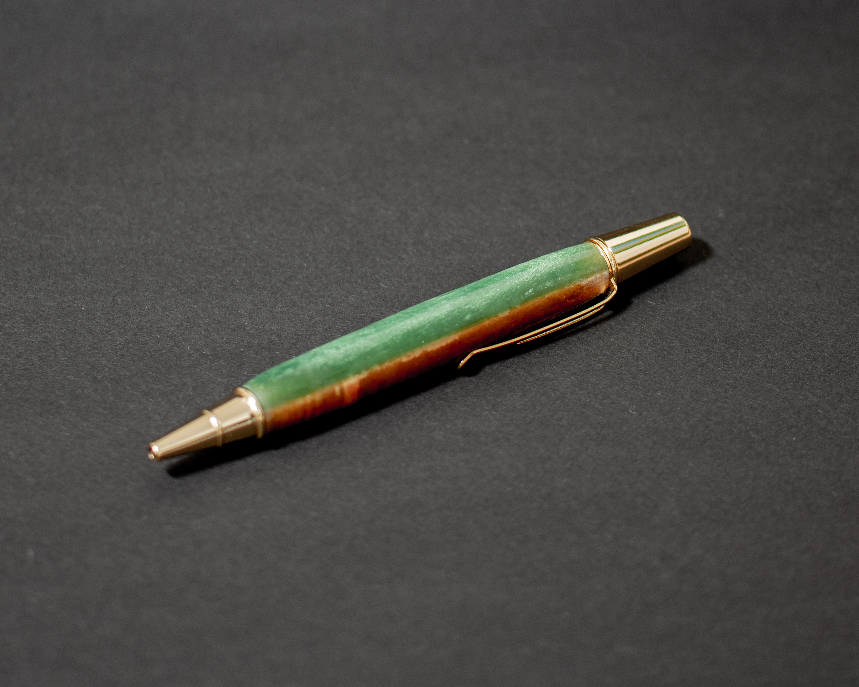 Emerald Flow – Epoxy Pen